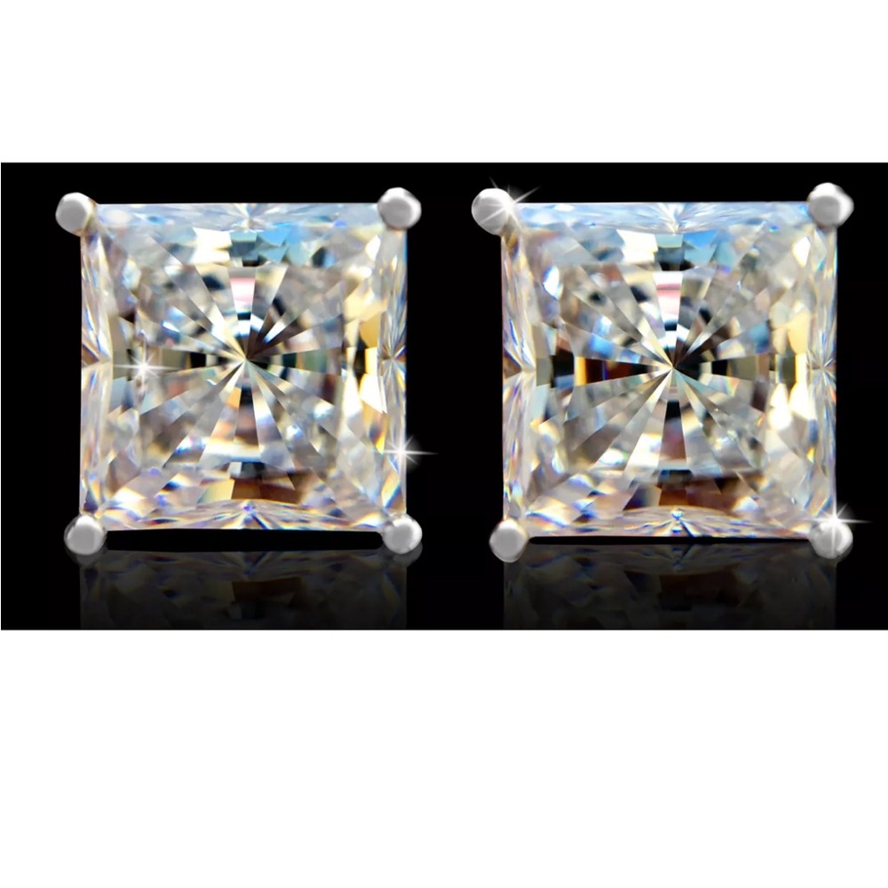 9.25 moissanite stud earrings 1.60 CTW BNWT